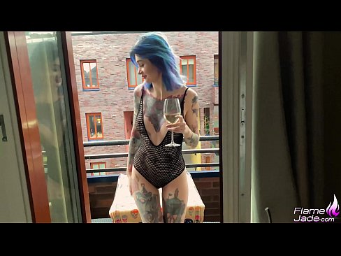 ❤️ Valtava tyttö imee nieleskellen ja naidaan intohimoisesti avoimen taivaan alla ❤️❌ Pornovideo at us ️❤